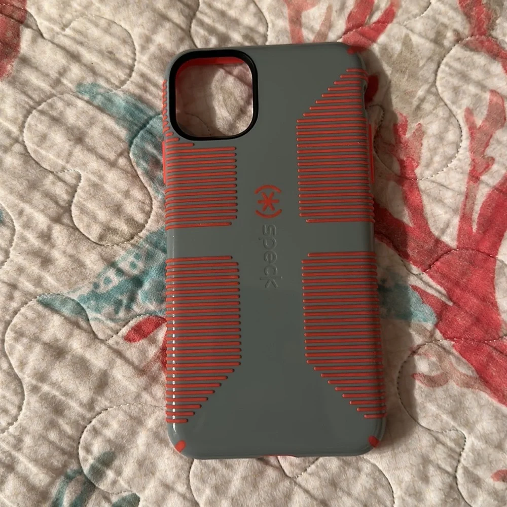 Speck apple cover 11 pro max